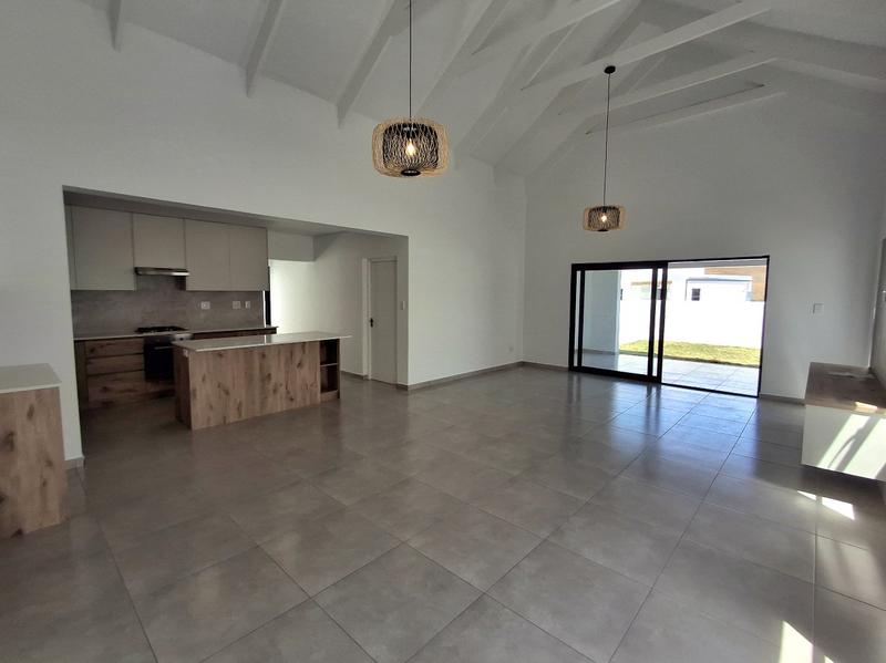 3 Bedroom Property for Sale in Britannia Bay Western Cape